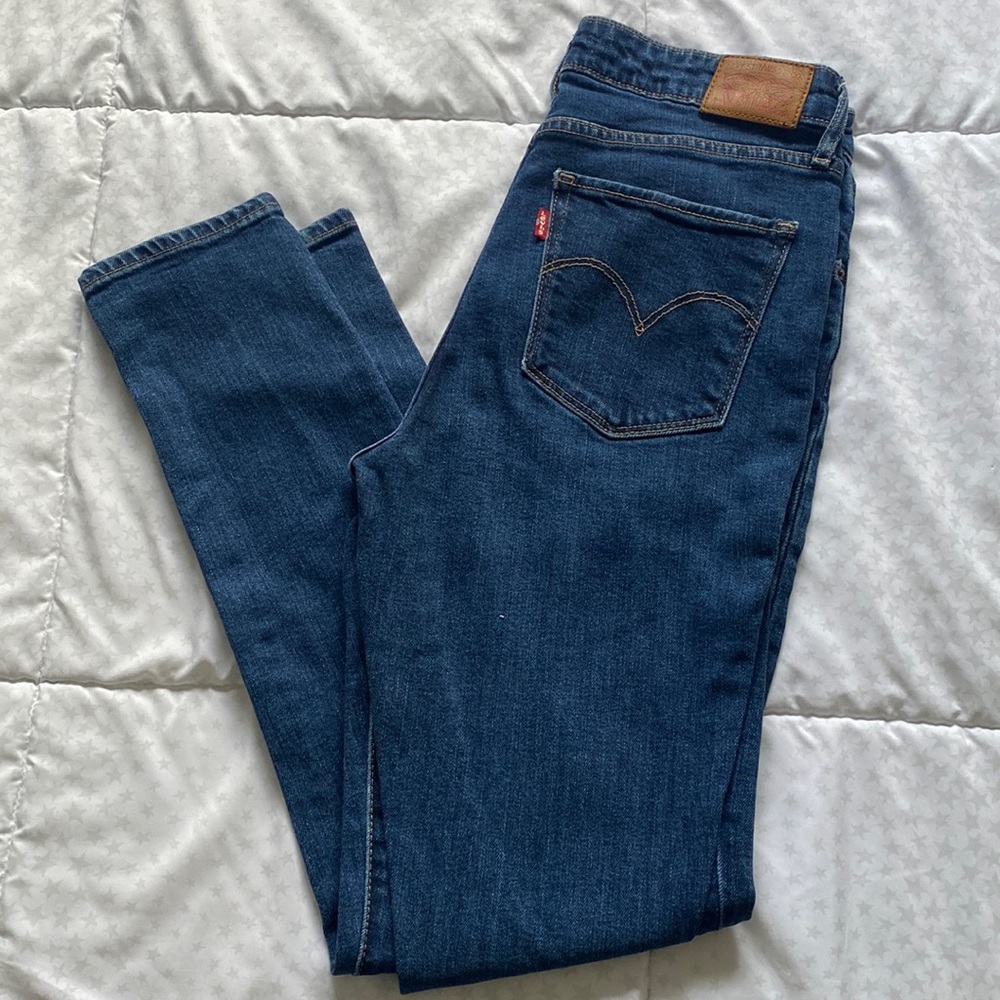 Levi’s High Rise Skinny